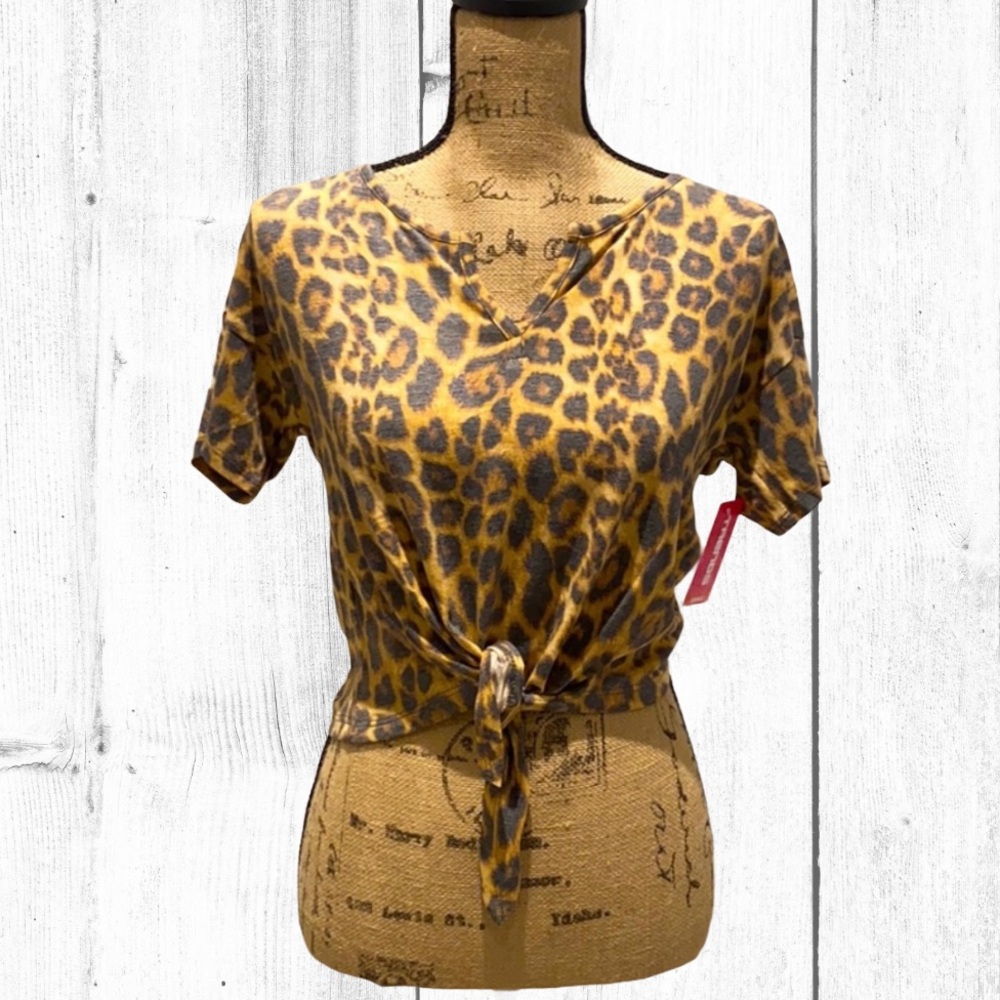 TRESICS Crop top cheetah size Small
